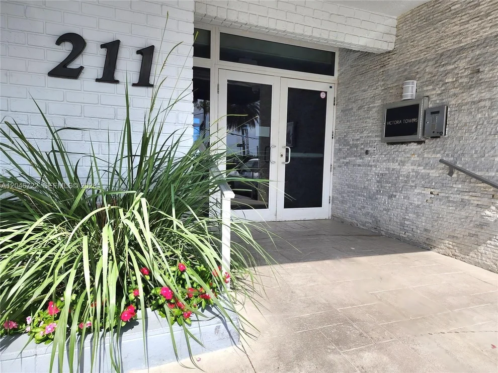 Unit for sale at 211 S Ocean Dr, Hollywood, FL 33019