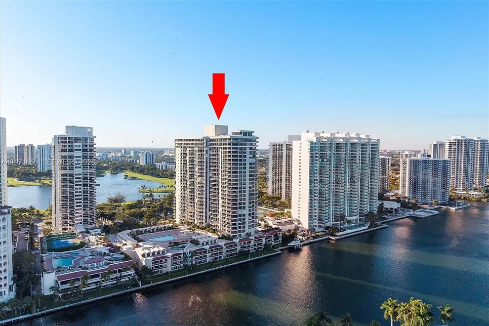Unit for sale at 20191 E Country Club Dr, Aventura, FL 33180