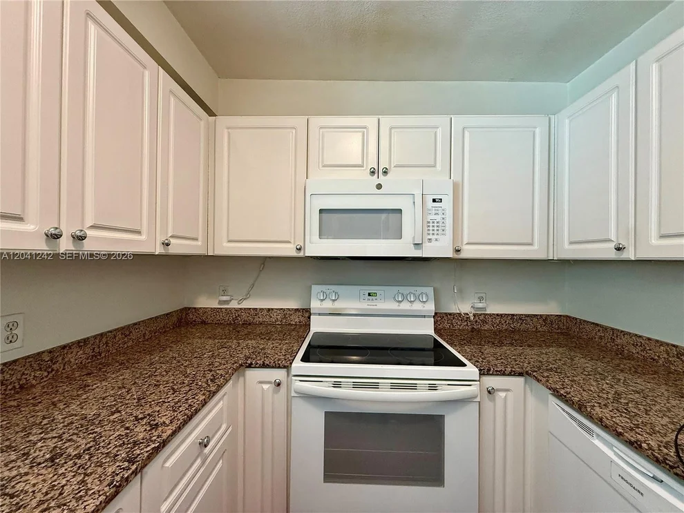 Unit for sale at 7800 Collins Ave, Miami Beach, FL 33141
