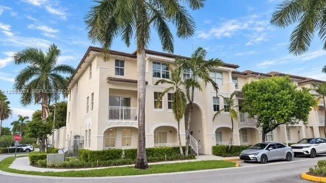 Unit for sale at 11401 NW 89th St, Doral, FL 33178