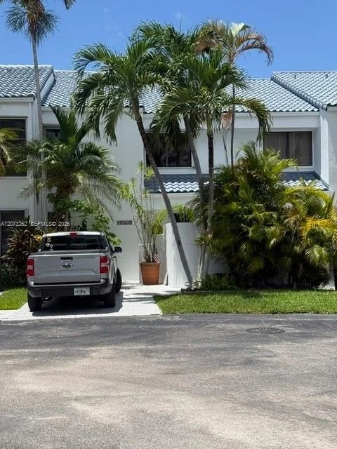 Unit for sale at 10225 SW 89th St, Miami, FL 33176