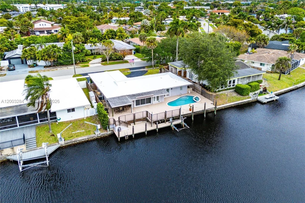 Unit for sale at 2832 NW 10th Ave, Wilton Manors, FL 33311