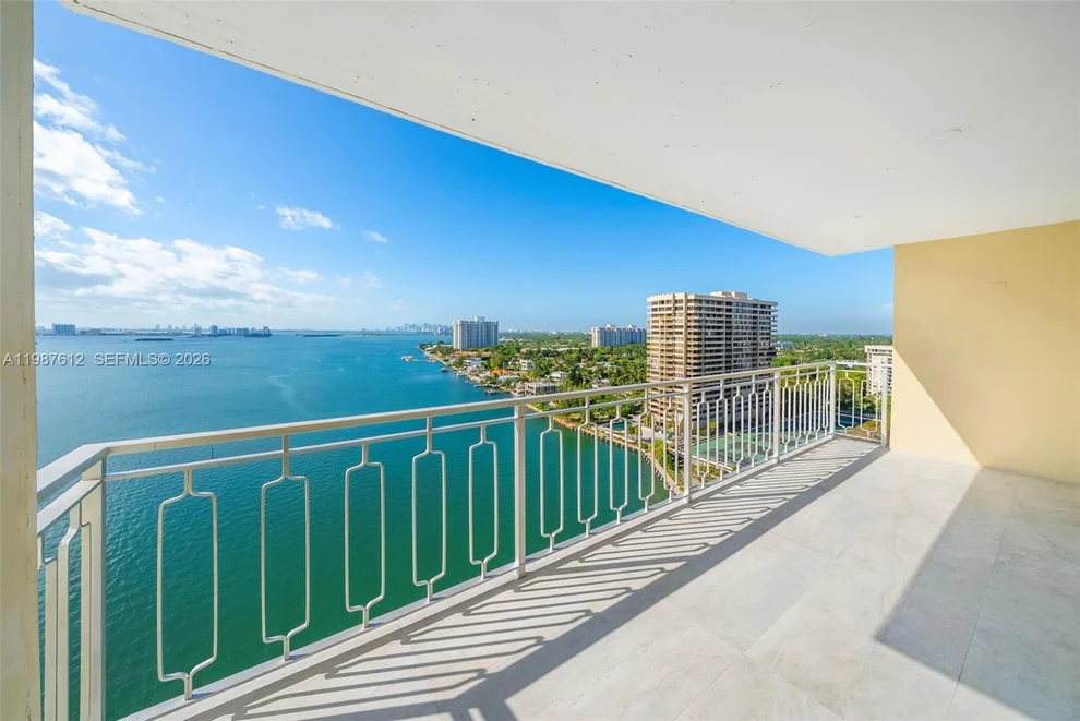 Unit for sale at 11111 Biscayne Blvd, Miami, FL 33181