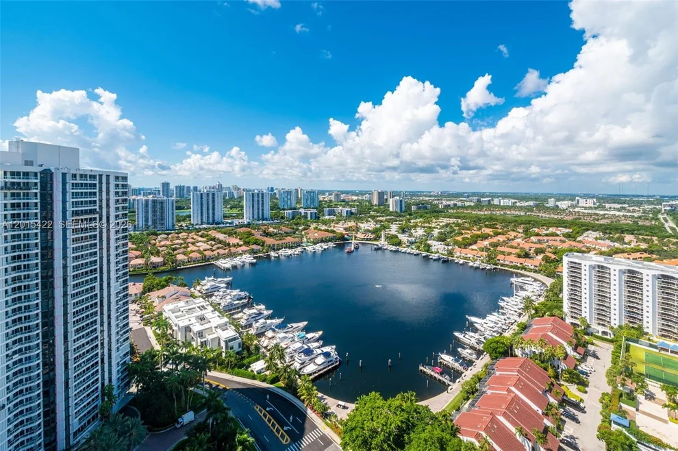 Unit for sale at 21205 Yacht Club Dr, Aventura, FL 33180