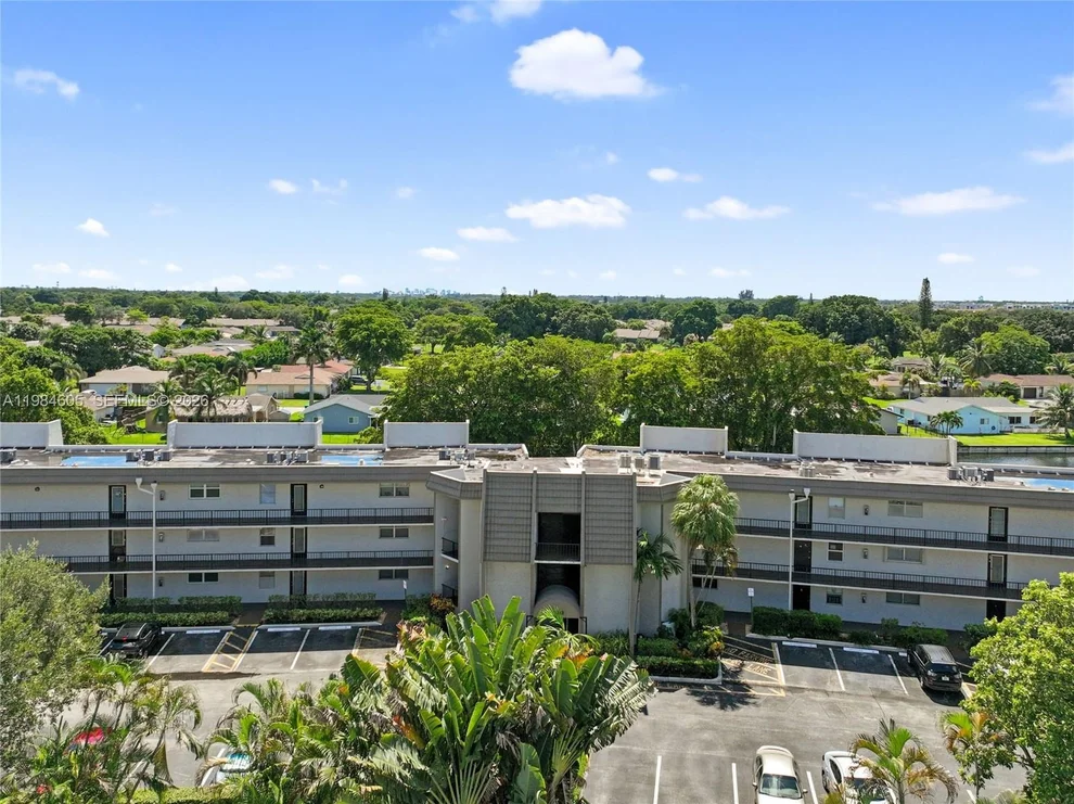 Unit for sale at 9330 Lime Bay Blvd, Tamarac, FL 33321