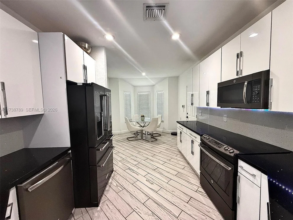 Unit for sale at 2602 Augusta Dr, Homestead, FL 33035
