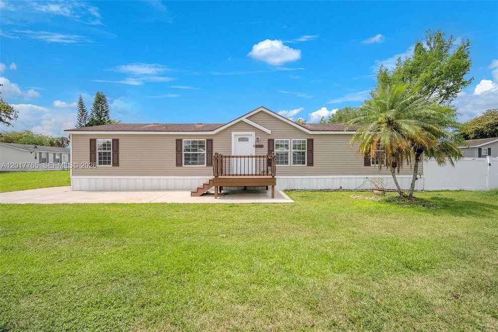 Unit for sale at 730 NW 217th Ter, Pembroke Pines, FL 33029