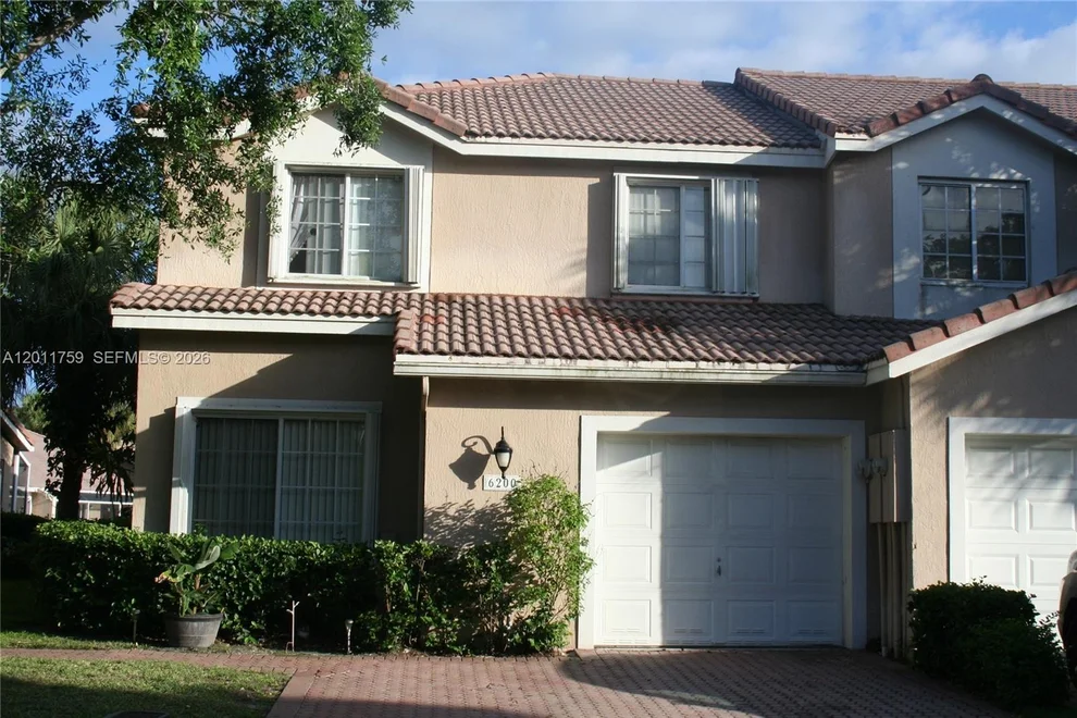 Unit for sale at 6200 NW 74th Ct, Parkland, FL 33067
