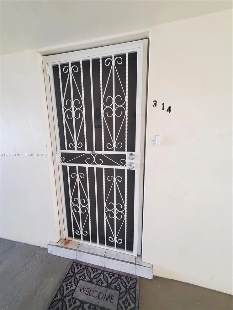 Unit for sale at 16801 NE 13th Ave, Miami, FL 33162