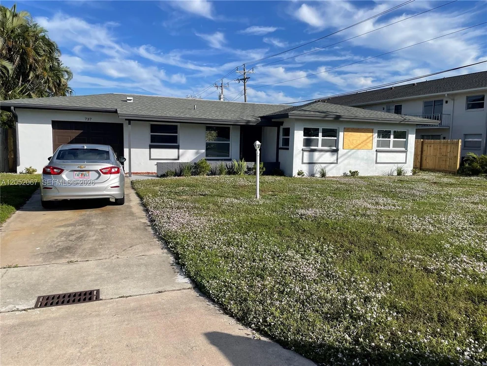 Unit for sale at 737 Sesame Ct, Cape Coral, FL 33904