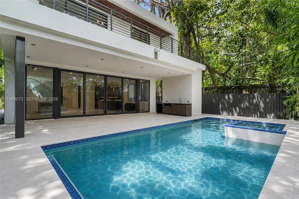 Unit for sale at 3983 Kumquat Ave, Miami, FL 33133