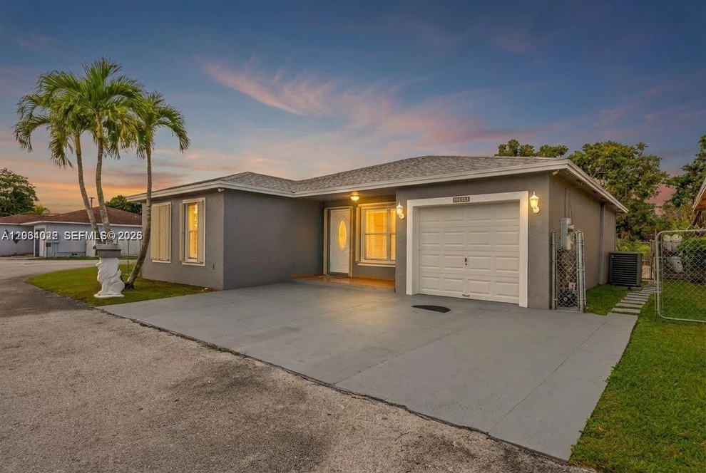 Unit for sale at 29964 SW 158th Pl, Homestead, FL 33033