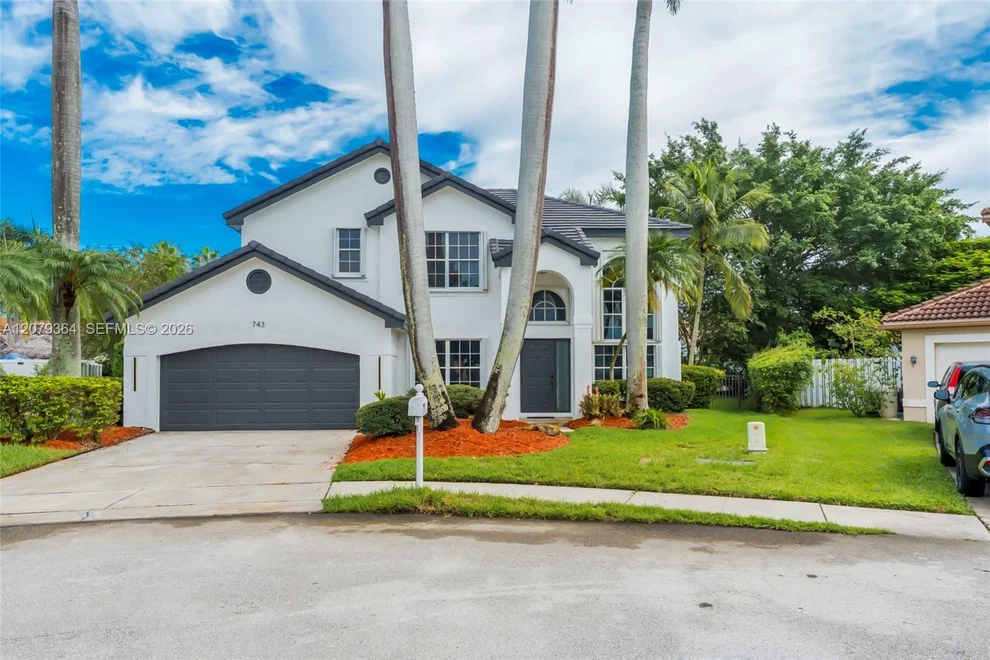 Unit for sale at 743 NW 174th Ter, Pembroke Pines, FL 33029