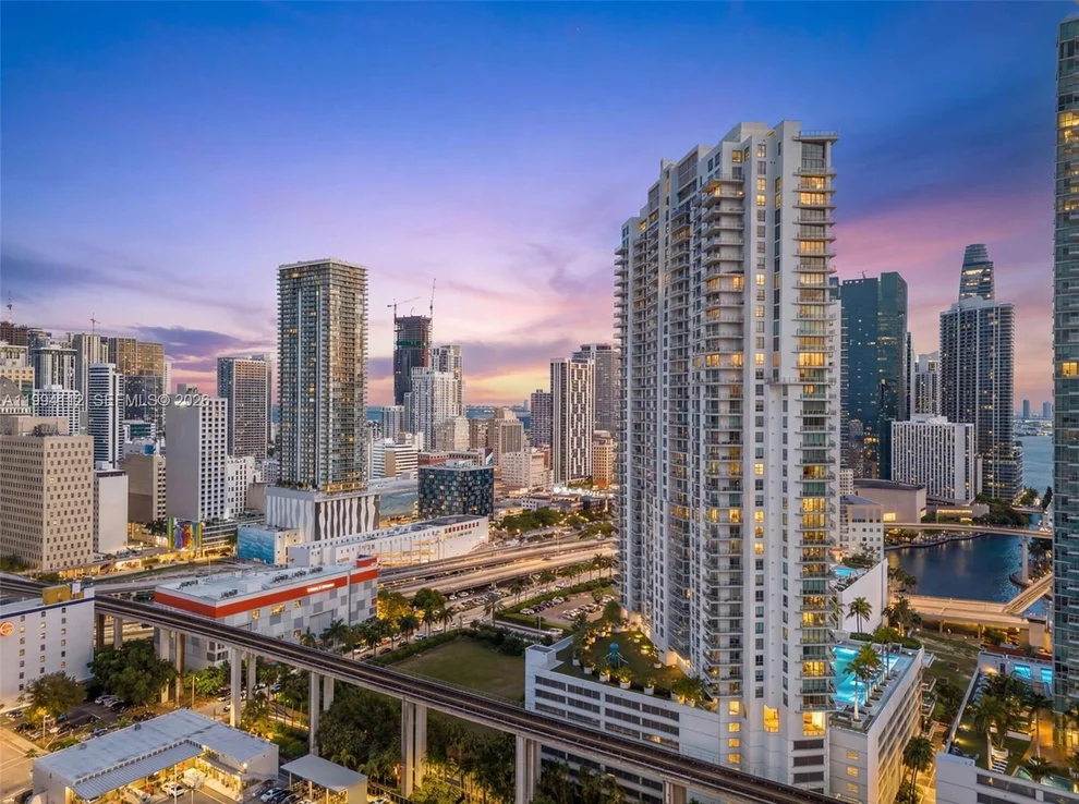 Unit for sale at 90 SW 3rd St, Miami, FL 33130