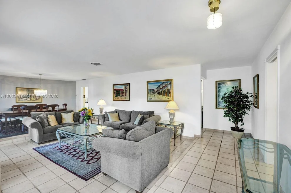 Unit for sale at 8521 SW 86th Ct, Miami, FL 33143