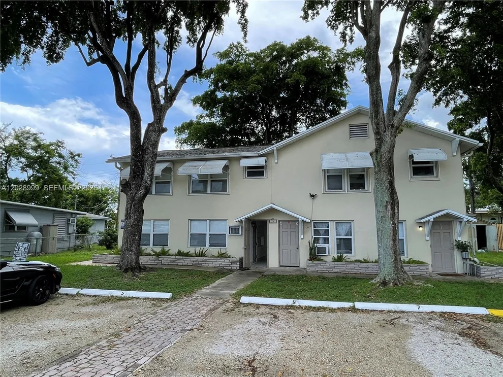 Unit for sale at 26 SE 13th Ter, Dania Beach, FL 33004