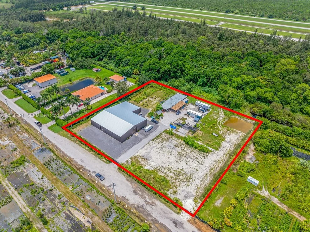 Unit for sale at 5601 SW 210th Ter, Southwest Ranches, FL 33332