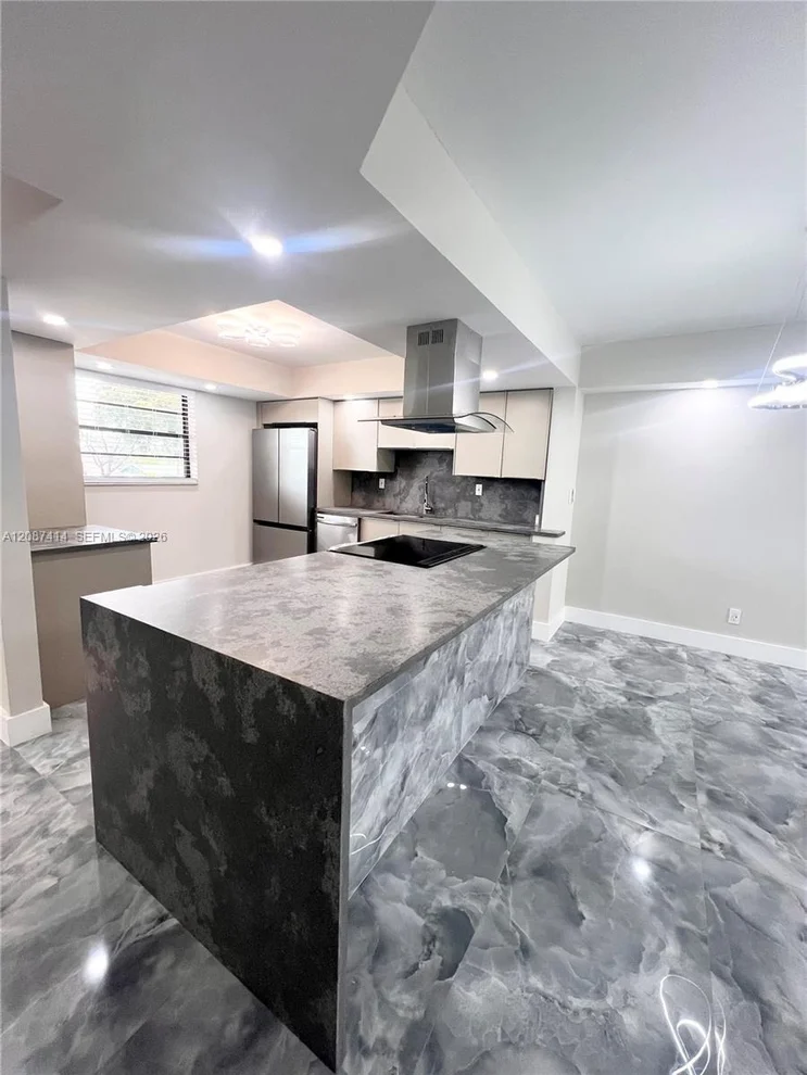 Unit for sale at 4930 E Sabal Palm Blvd, Tamarac, FL 33319