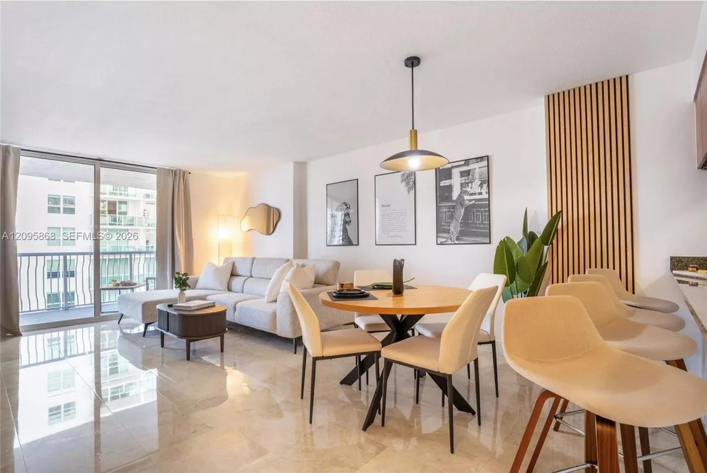 Unit for sale at 1200 Brickell Bay Dr, Miami, FL 33131