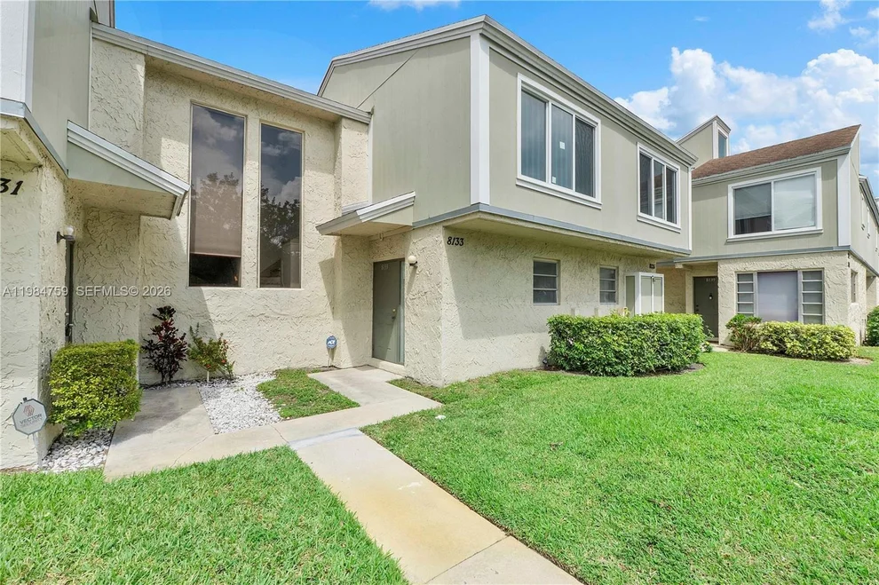 Unit for sale at 8133 Lagos De Campo Blvd, Tamarac, FL 33321