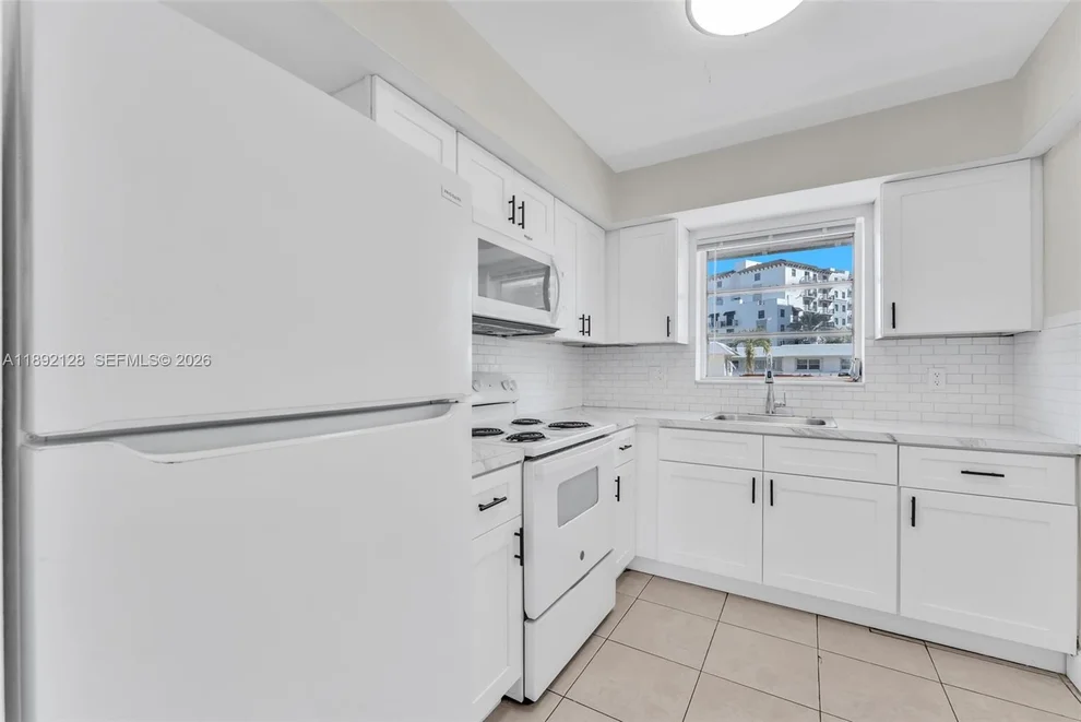 Unit for sale at 7330 SW 82nd St, Miami, FL 33143