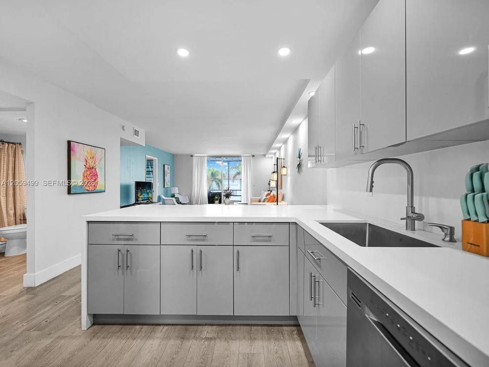 Unit for sale at 400 SE 10th Street, Deerfield Beach, FL 33441