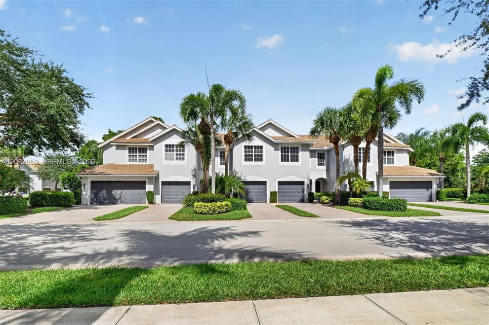 Unit for sale at 15995 Caldera Ln, Other City - In The State Of Florida, FL 34110