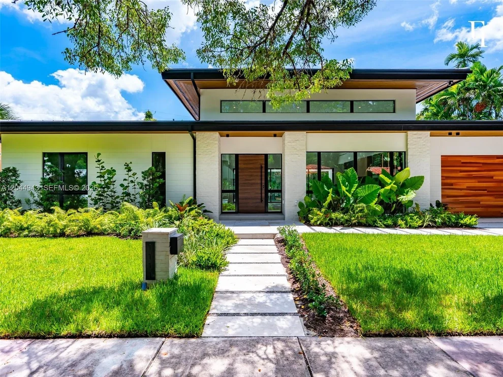 Unit for sale at 1111 Alberca St, Coral Gables, FL 33134