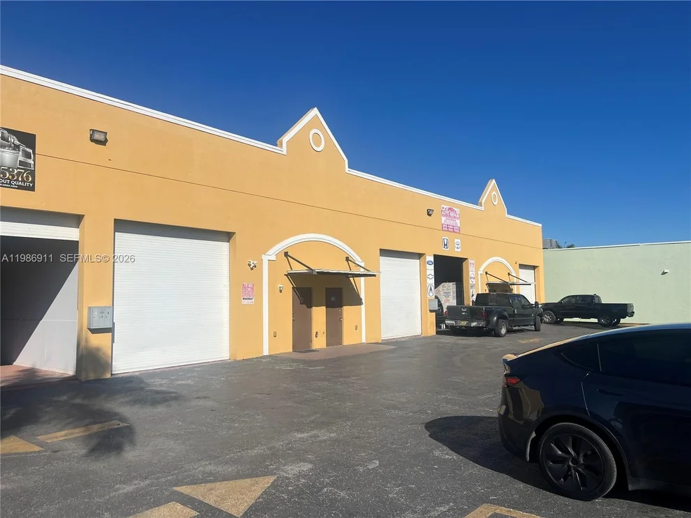 Unit for sale at 238 NW 9th Ave, Homestead, FL 33030