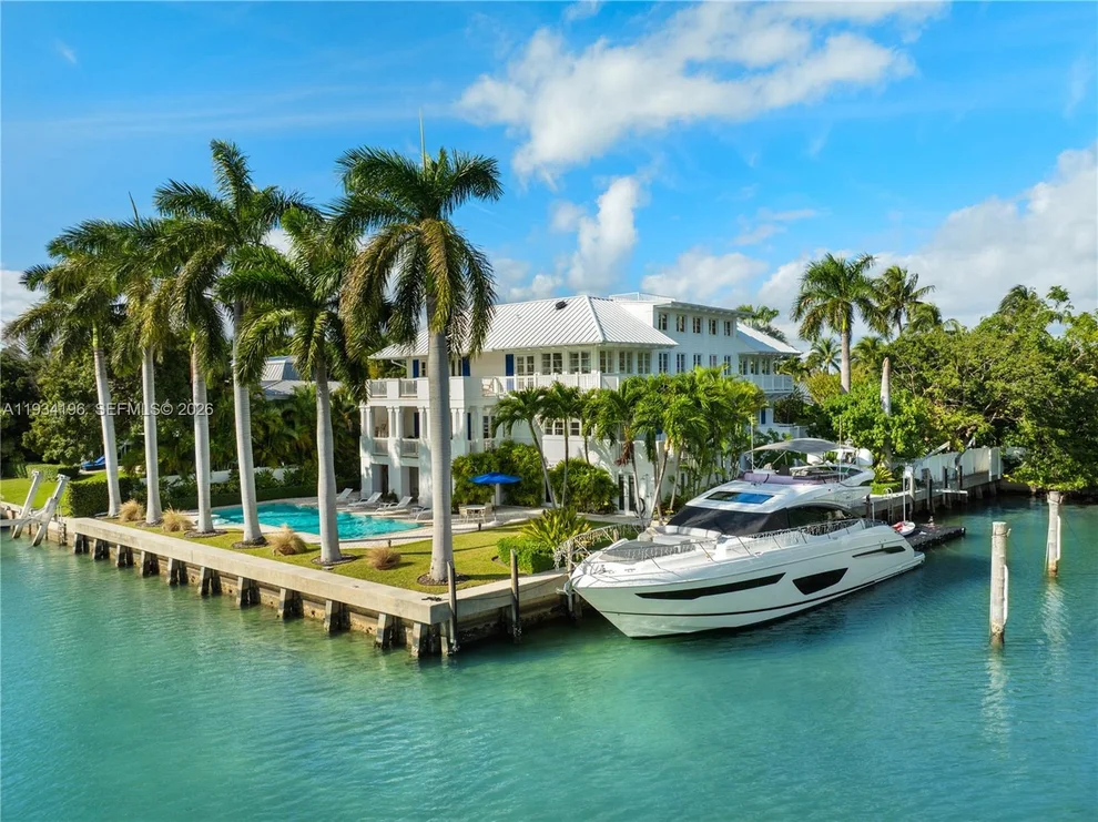 Unit for sale at 100 Cape Florida Dr, Key Biscayne, FL 33149