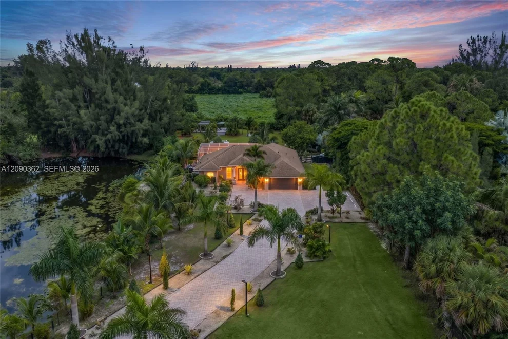 Unit for sale at 14800 April Dr, Loxahatchee, FL 33470