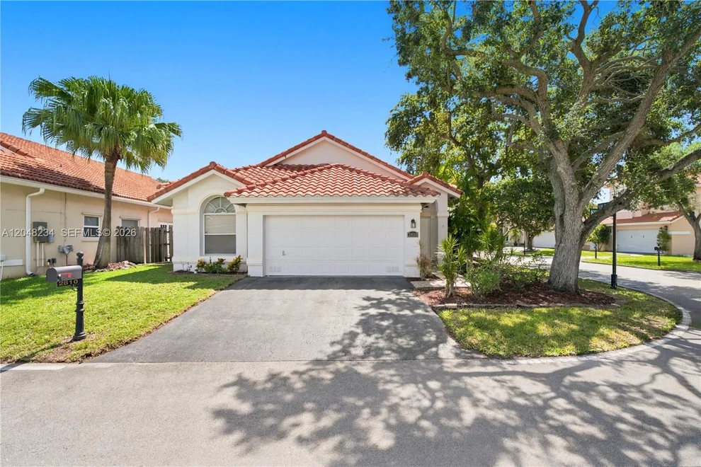 Unit for sale at 2810 NW 70th Ave, Margate, FL 33063