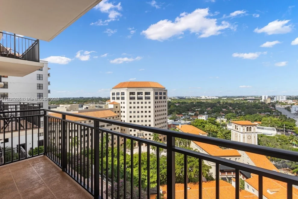 Unit for sale at 888 S Douglas Rd, Coral Gables, FL 33134