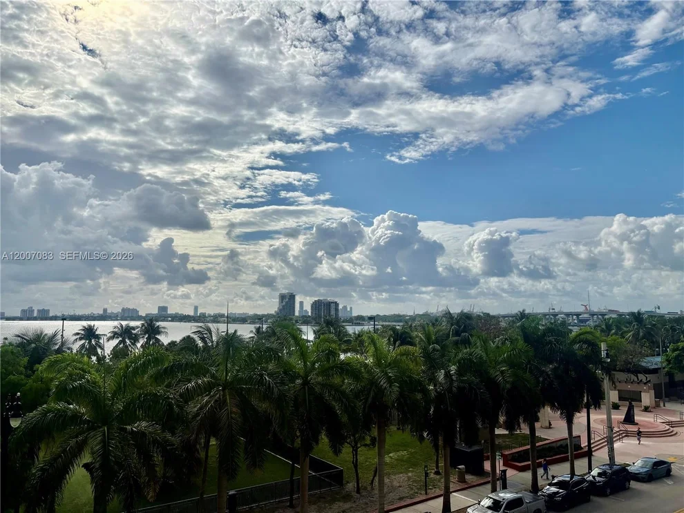 Unit for sale at 1800 N Bayshore Dr, Miami, FL 33132