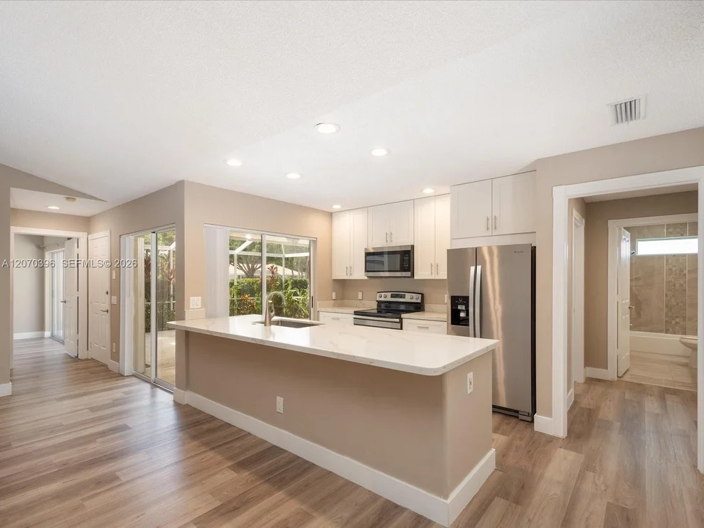 Unit for sale at 1404 Silverleaf Oak Ct, Palm Beach Gardens, FL 33410