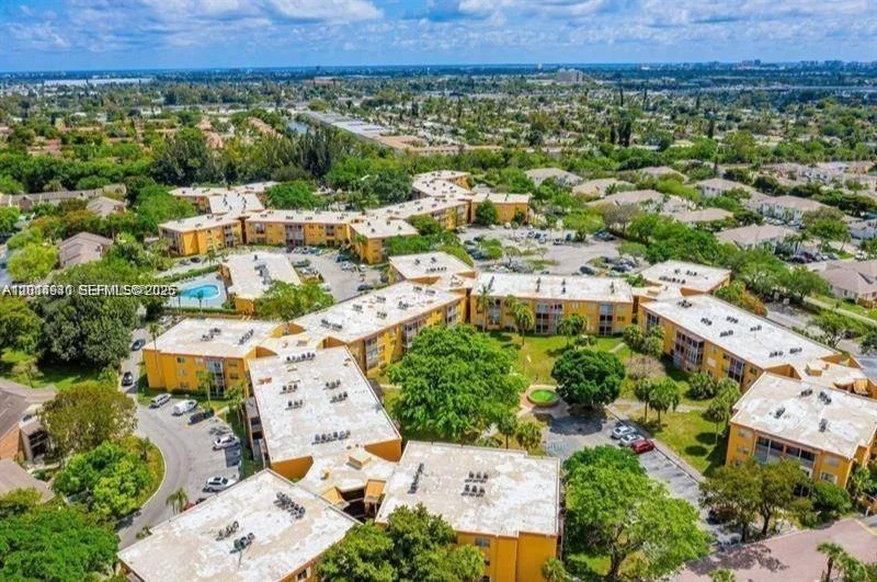 Unit for sale at 4334 NW 9th Ave, Deerfield Beach, FL 33064