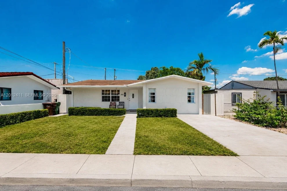 Unit for sale at 395 W 39th Pl, Hialeah, FL 33012