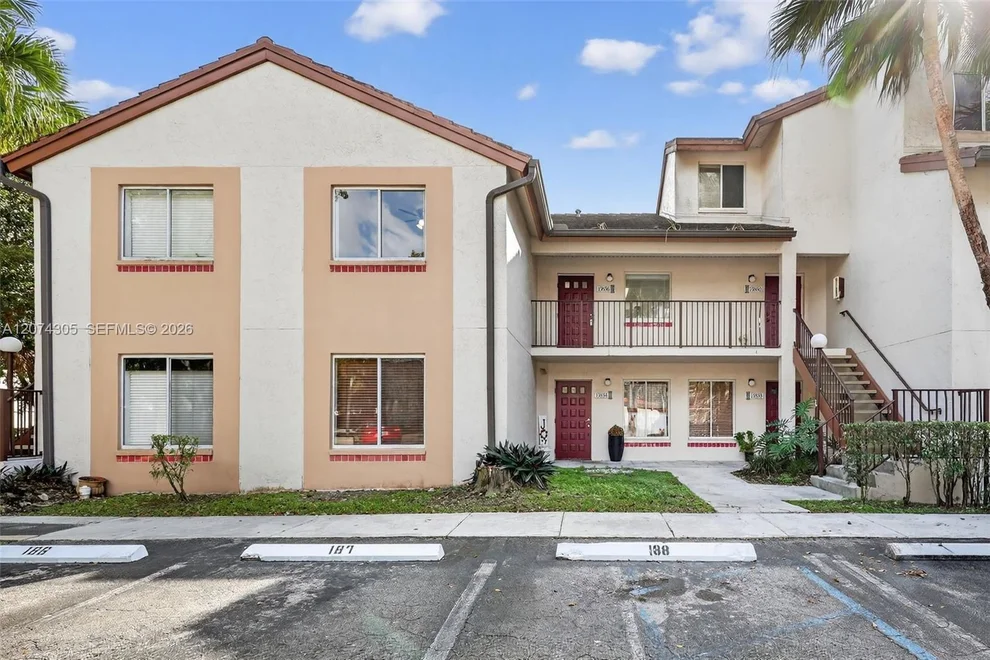 Unit for sale at 13856 SW 93rd Ln, Miami, FL 33186