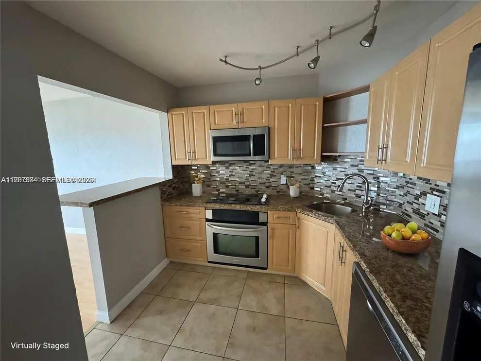 Unit for sale at 3301 Spanish Moss Ter, Lauderhill, FL 33319