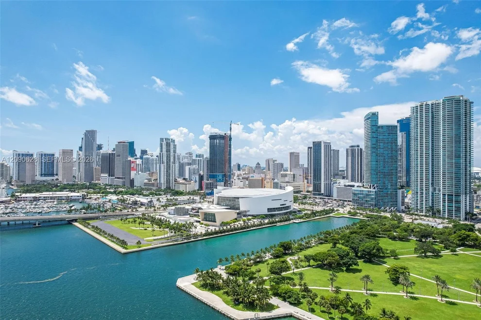Unit for sale at 900 Biscayne Blvd, Miami, FL 33132
