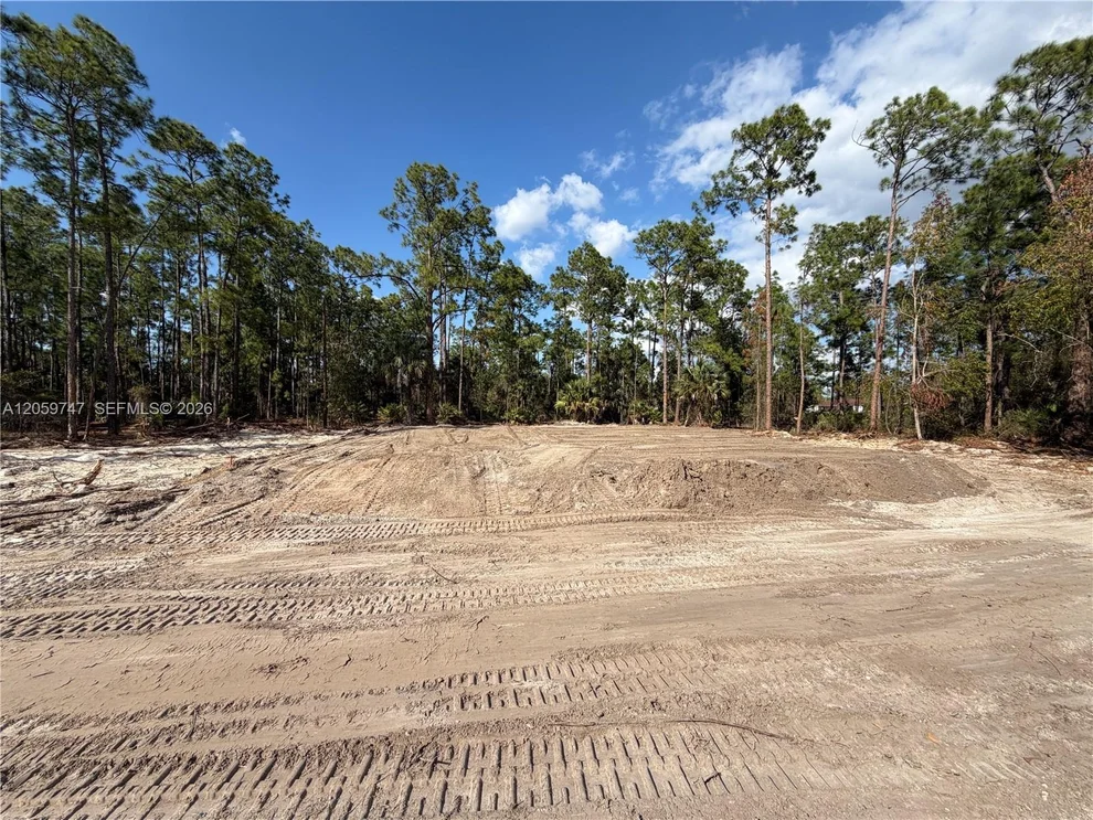 Unit for sale at 1305 E 11 St, Lehigh Acres, FL 33972