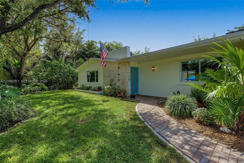 Unit for sale at 18740 SW 86th Ave, Cutler Bay, FL 33157