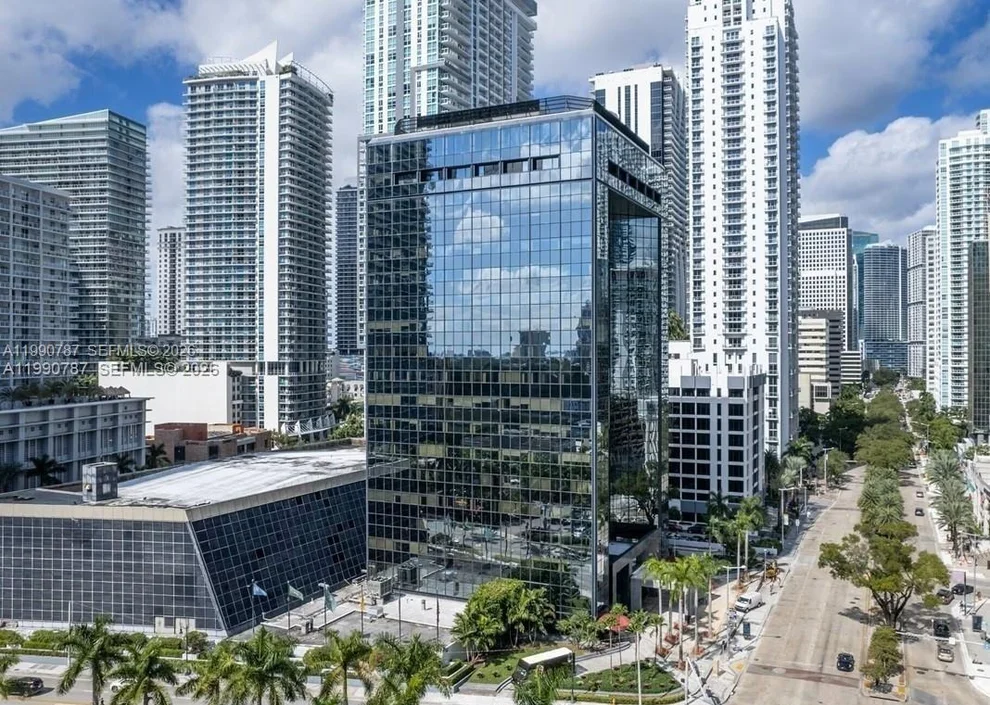Unit for sale at 1200 Brickell Ave, Miami, FL 33131