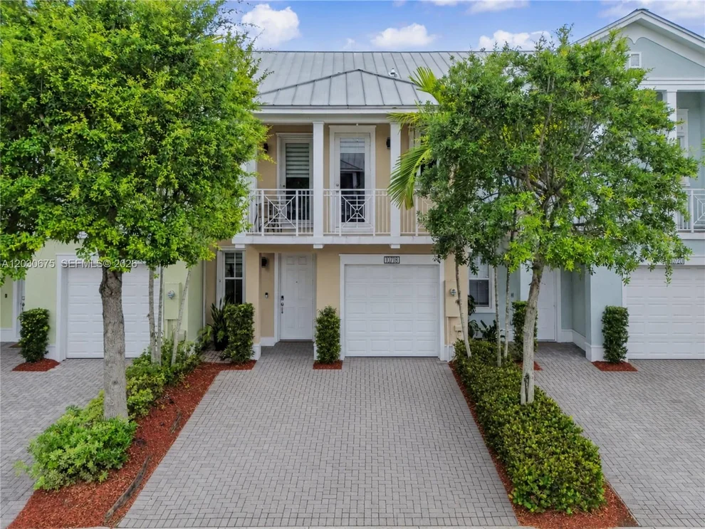 Unit for sale at 10718 NW 76th Ln, Doral, FL 33178