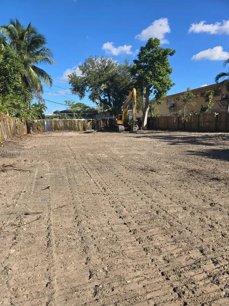 Unit for sale at 951 NW 37th Ave, Miami, FL 33125