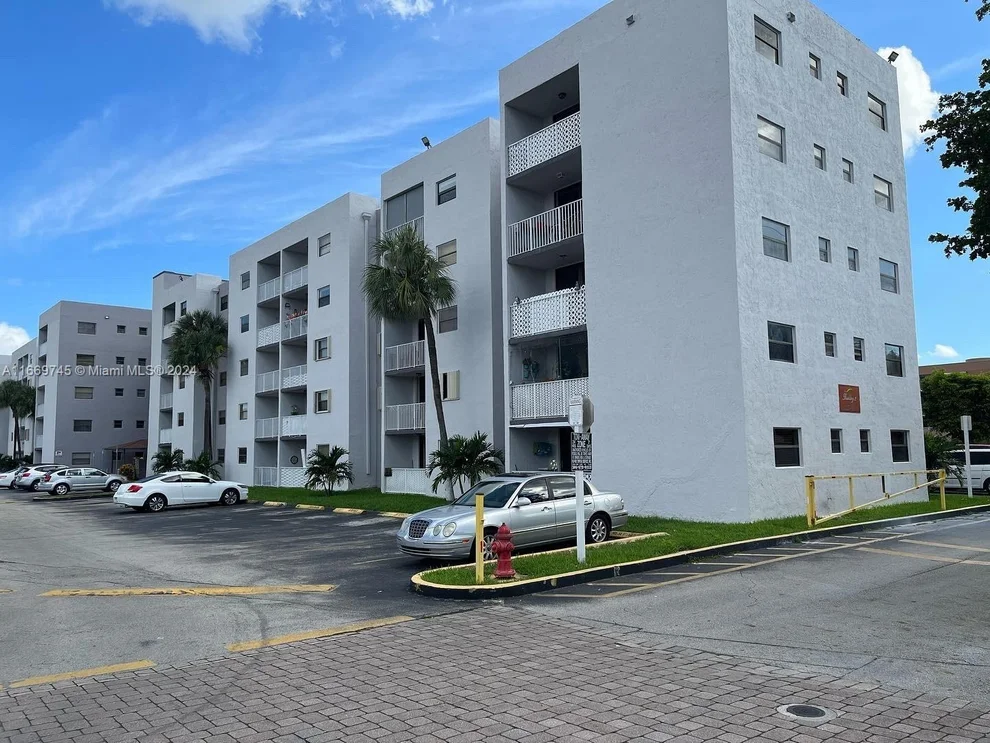 Unit for sale at 8075 NW 7th St, Miami, FL 33126