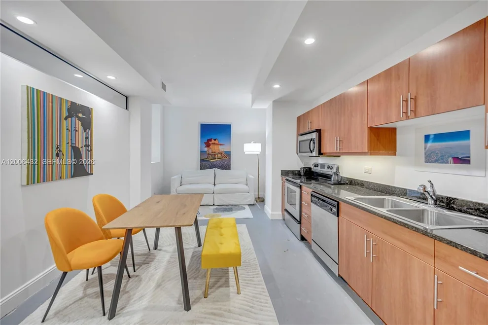 Unit for sale at 111 E Flagler St, Miami, FL 33131