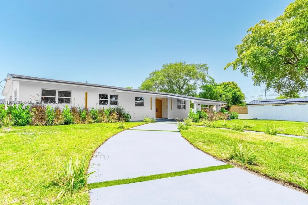 Unit for sale at 19661 NE 10th Pl, Miami, FL 33179