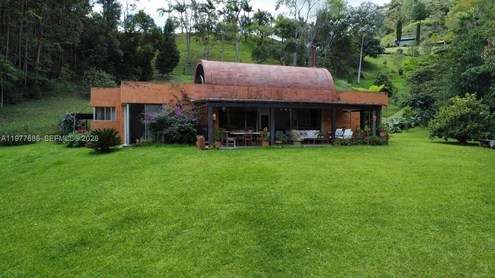 Unit for sale at 183 Parcelacion El Yarumo,  055010