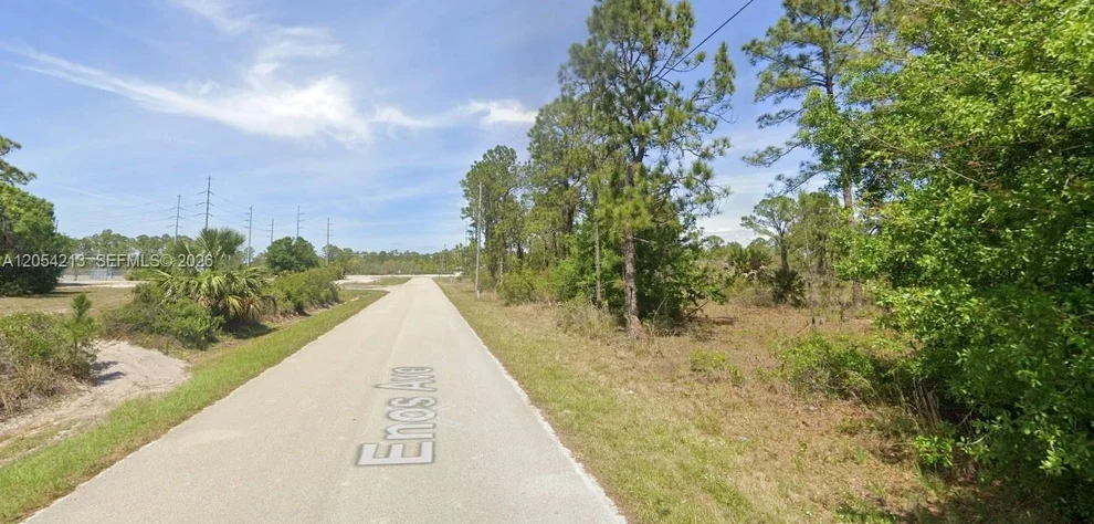Unit for sale at 120 Enos Ave, Lake Placid, FL 33852